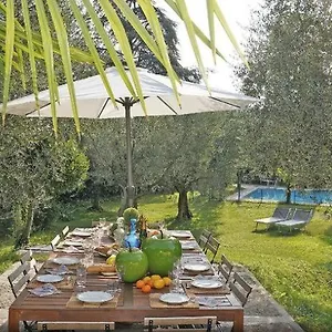 villa-sweet-flower-with-private-park-and-pool.it-lombardy.com/